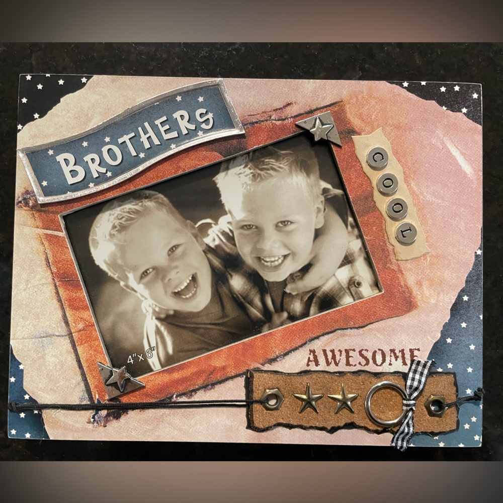 Frame for brothers